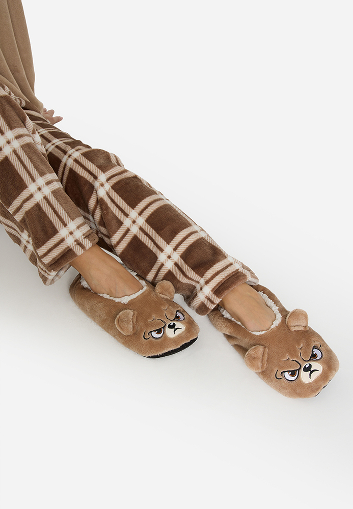 Hausschuhe im Teddy-Design
