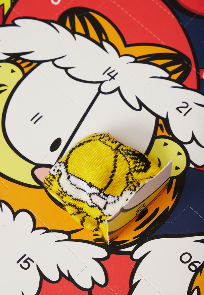 Adventskalender mit Garfield-Socken