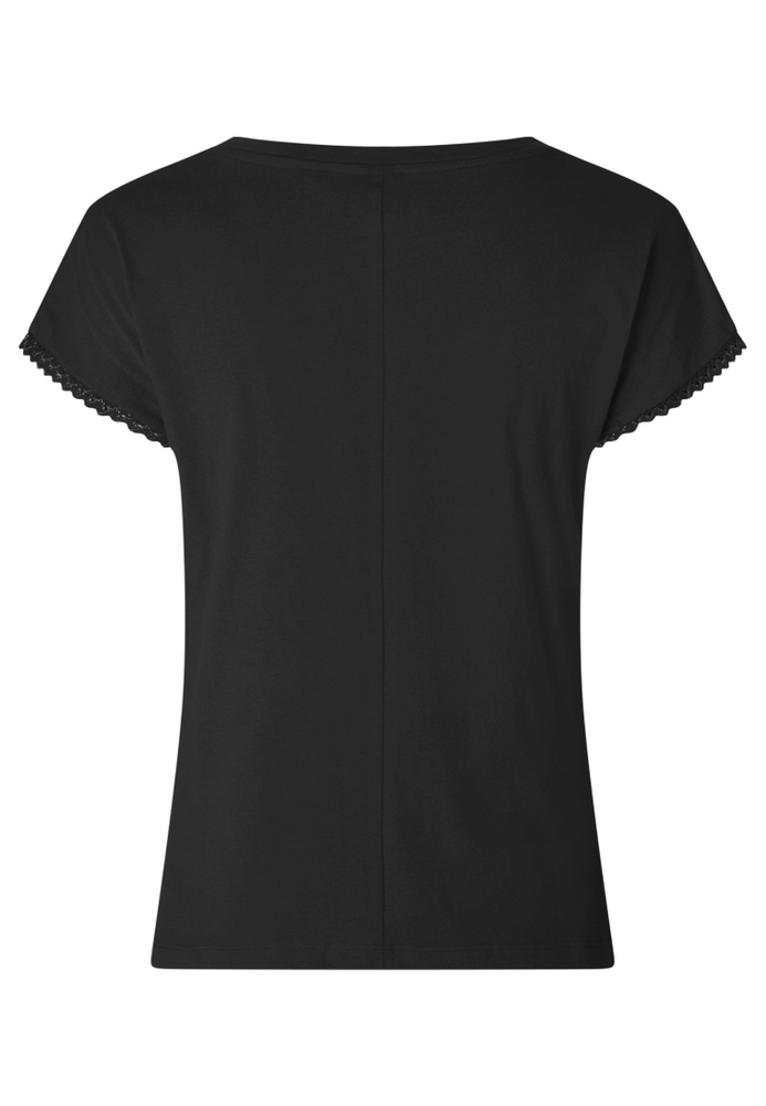T-Shirt mit Häkelkante