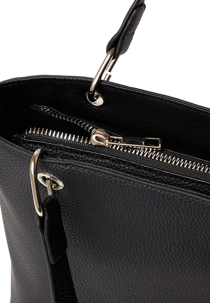 Tasche im Tote-Bag-Design