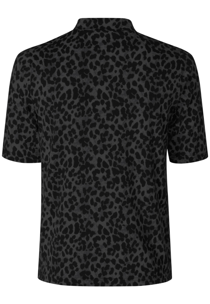 Shirt mit Leo-Print Shirt mit Leo-Print