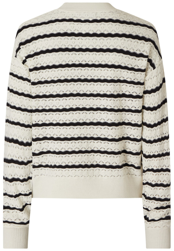 Strickpulli mit Streifenmuster