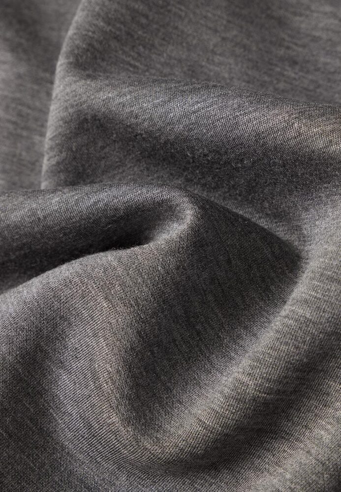 Pulli mit U-Boot-Ausschnitt