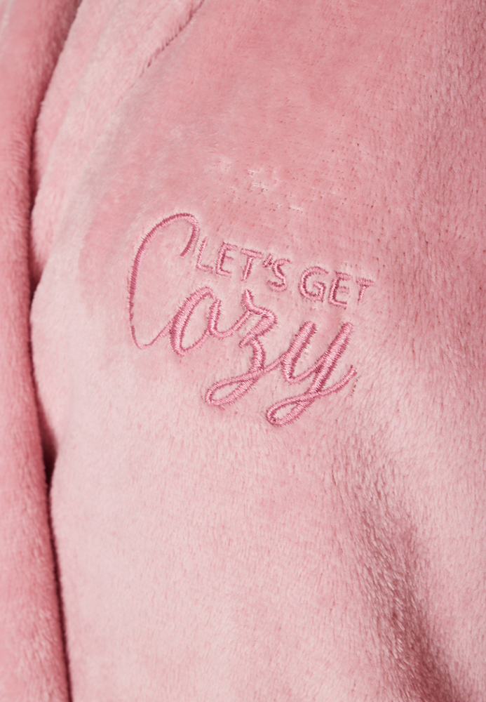 Bademantel mit Stickerei