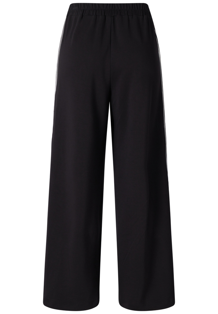 Wellnesshose mit Seitenstreifen