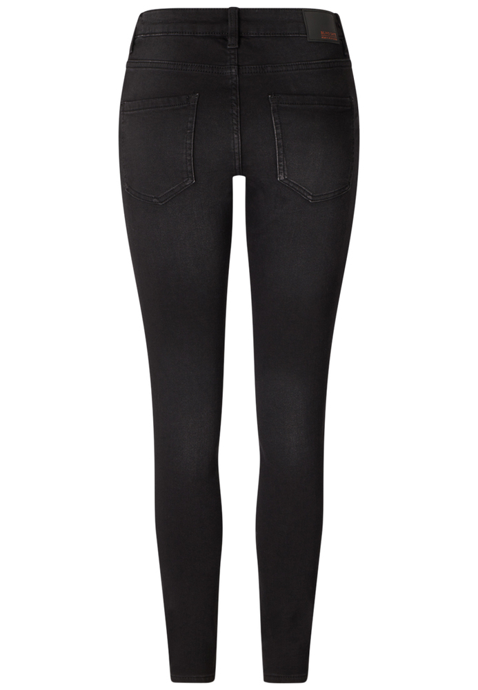 Skinny Mid-Waist Jeans