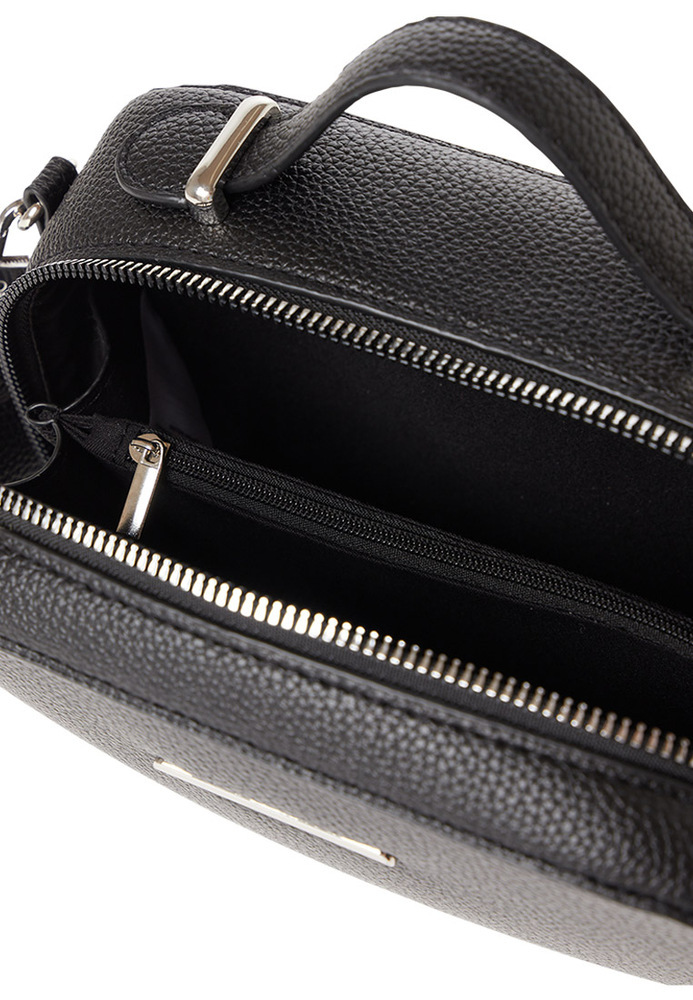 Handtasche mit Schultergurt