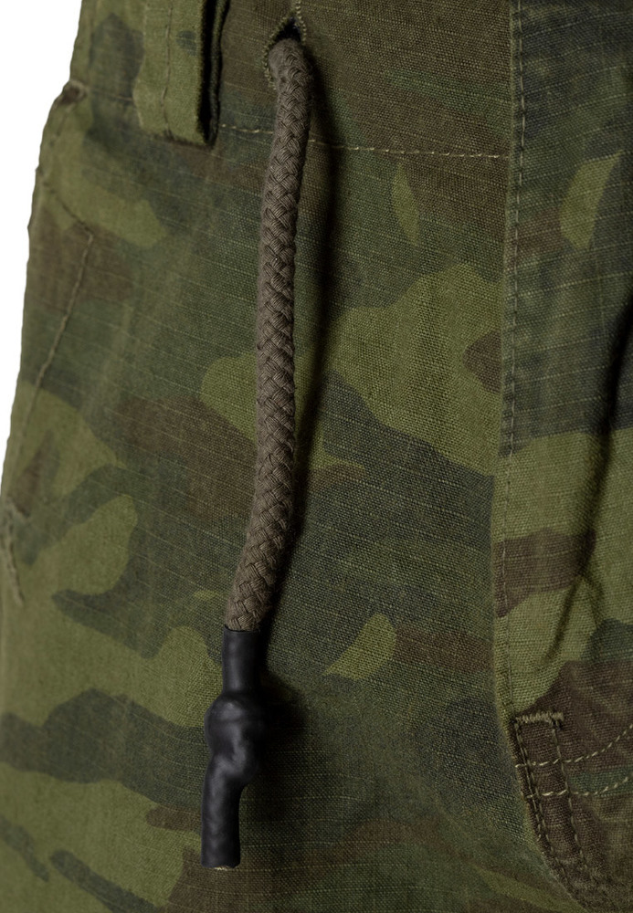Cargo-Shorts in Camouflage-Optik
