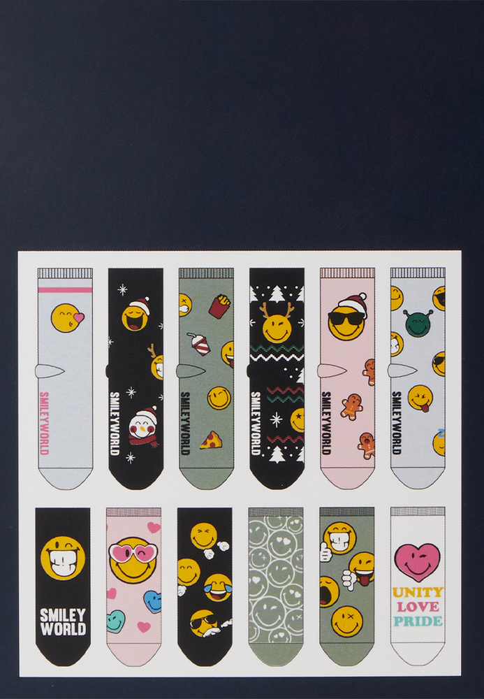Adventskalender mit Smiley-Socken Adventskalender mit Smiley-Socken