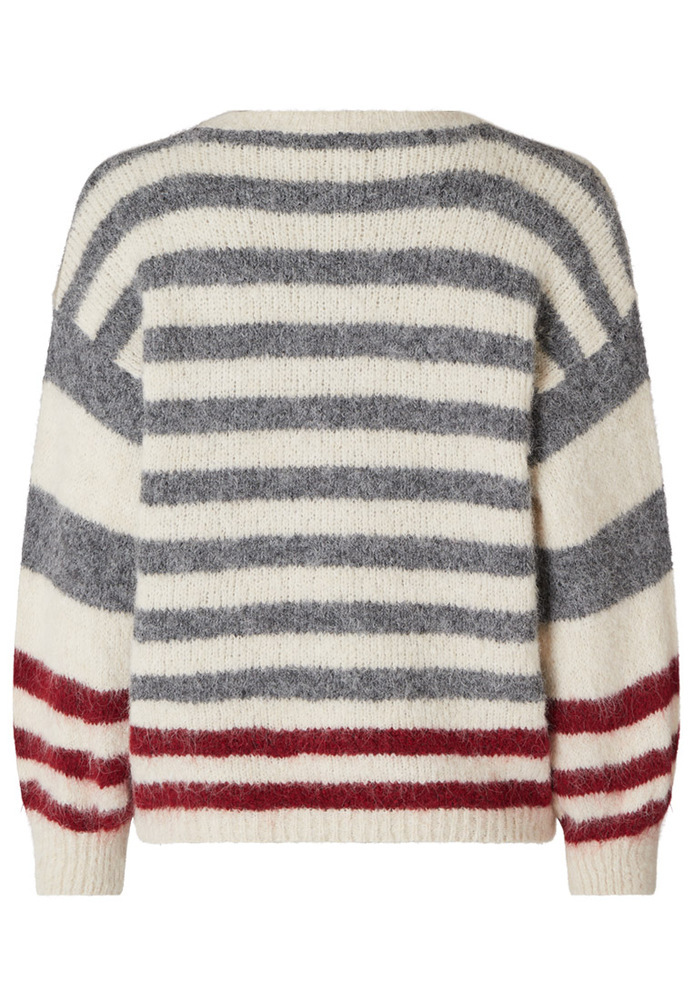 Strickpulli mit Querstreifen