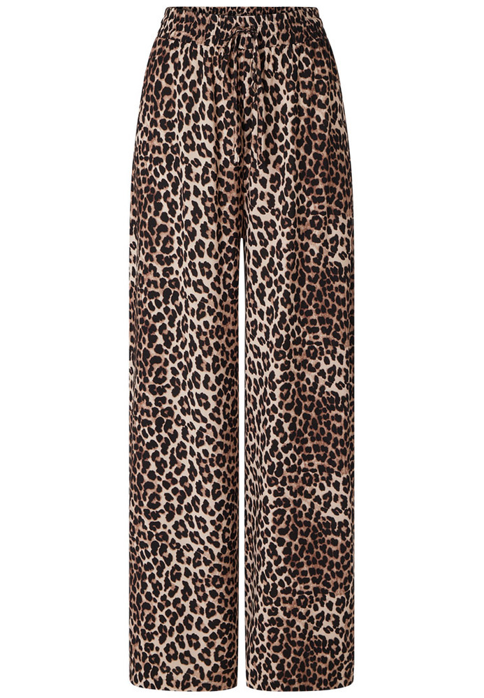 Hose im Leo-Look