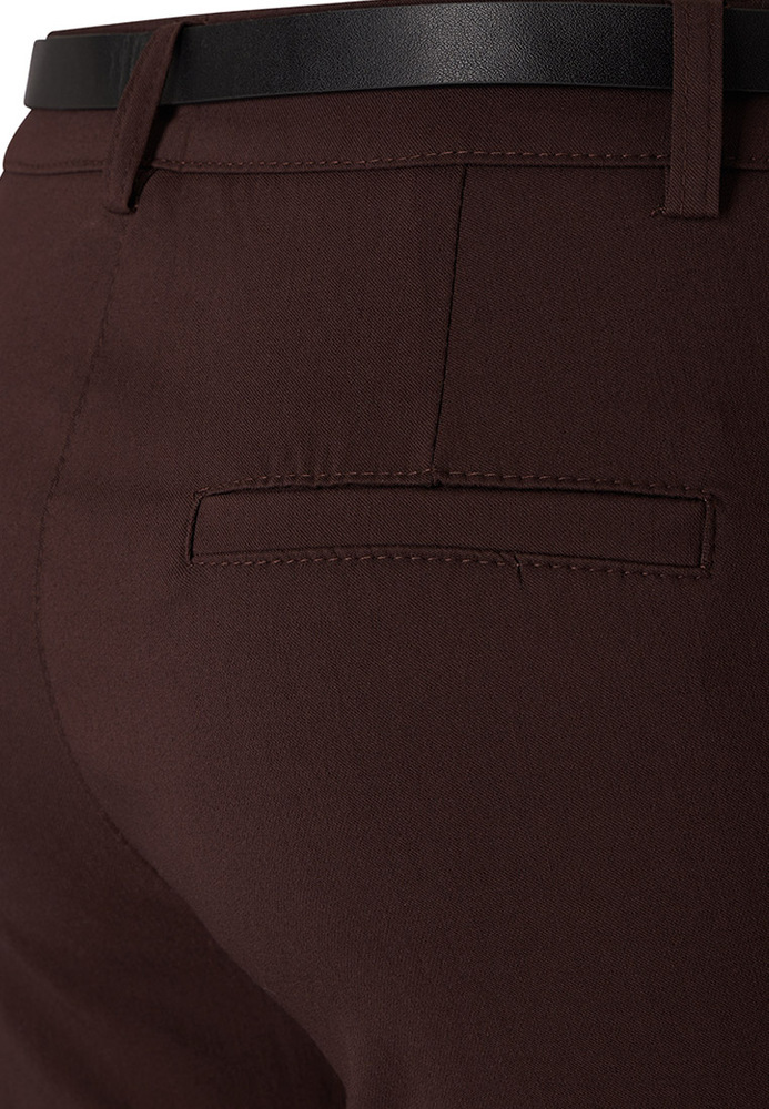 Stoffhose mit Gürtel