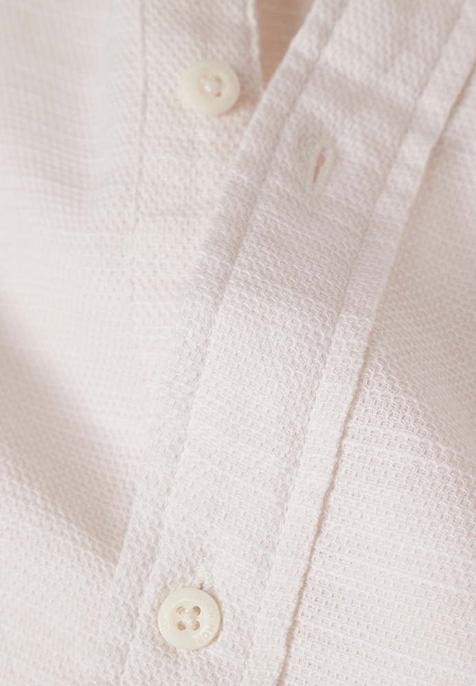 Hemd mit Webstruktur