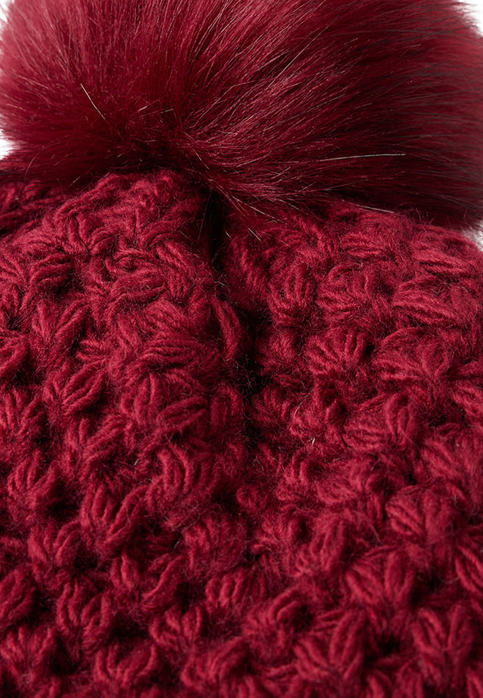 Mütze in Wabenstrickmuster