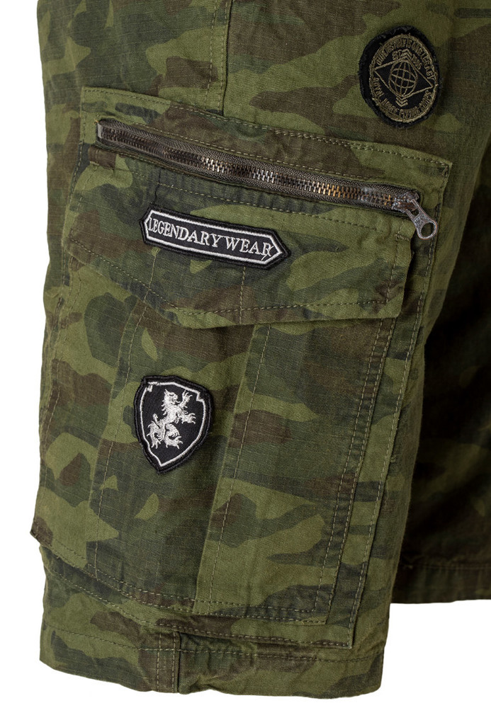 Cargo-Shorts in Camouflage-Optik