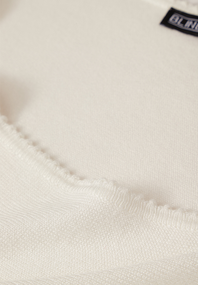 Fledermauspulli mit Wellenkante