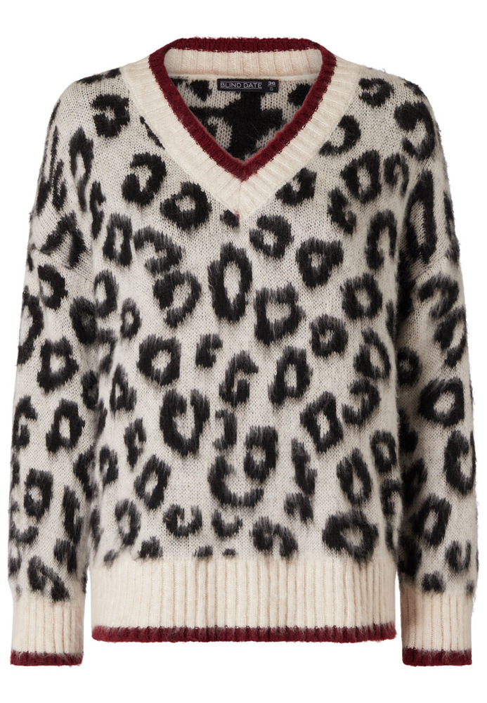 Strickpullover im Leo-Look