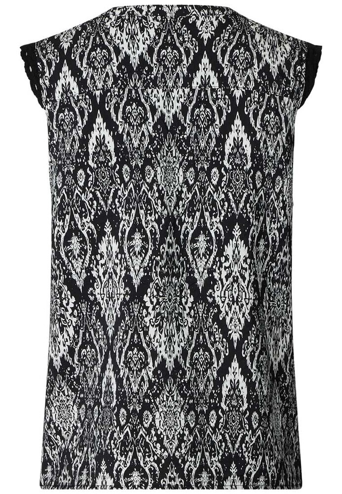 Bluse mit Häkelkante