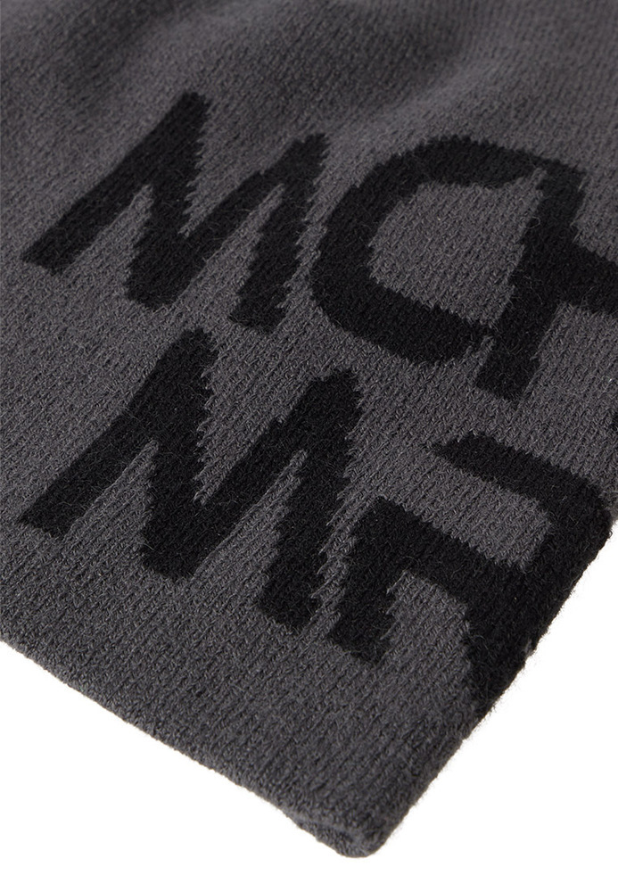 Mütze mit Schriftzug