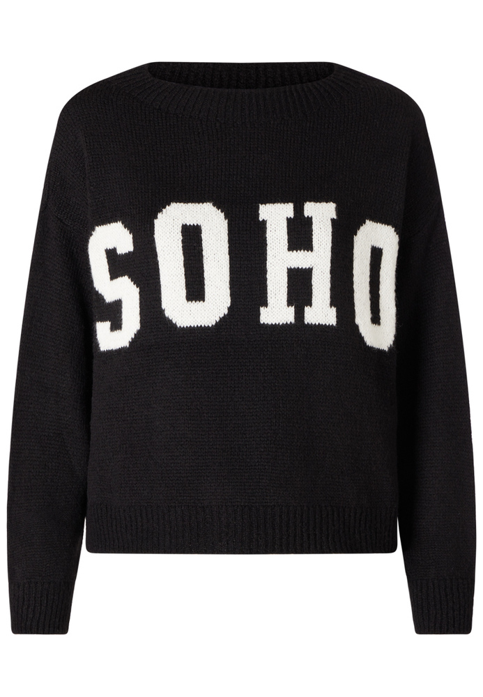 Strickpulli mit SOHO-Schriftzug