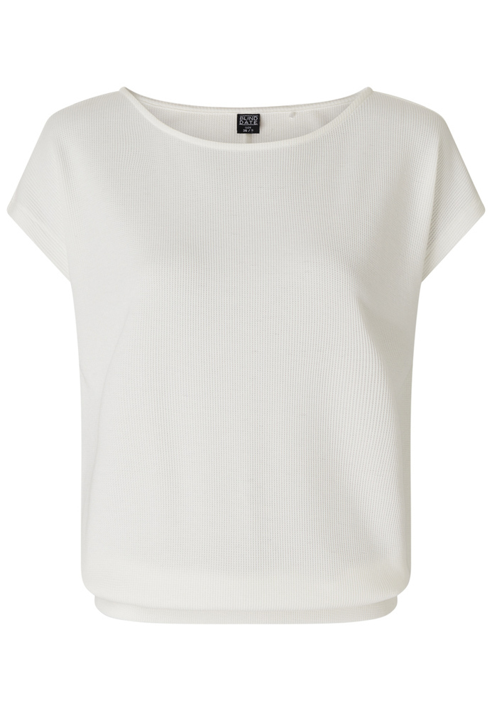 Shirt im O-Shape-Design