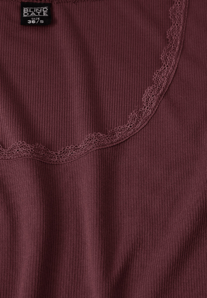 Top mit Spitze