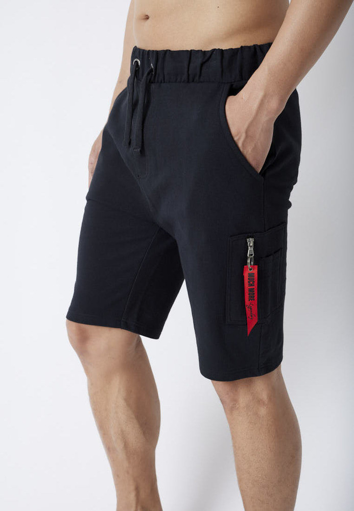 Bermuda-Shorts in Cargo-Style