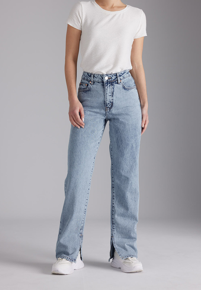 Straight Modern Waist Jeans